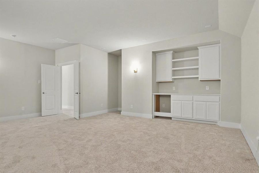 Spacious, unfurnished interior of a new home in , McKinney (Image 19).