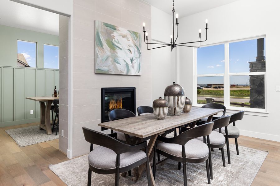 1819 Vista -Dining Area