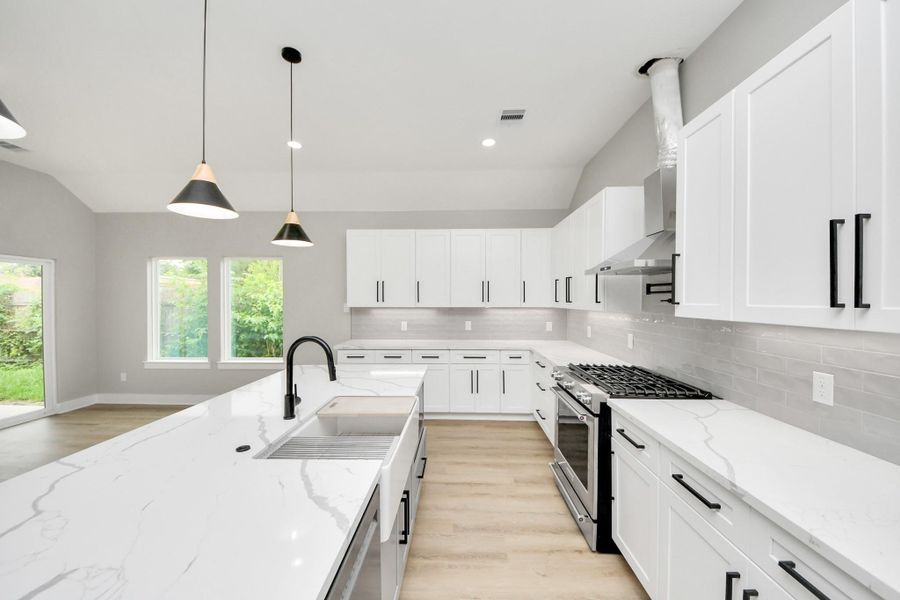 Furnished interior view inside a new home in , Pasadena (Image 7).