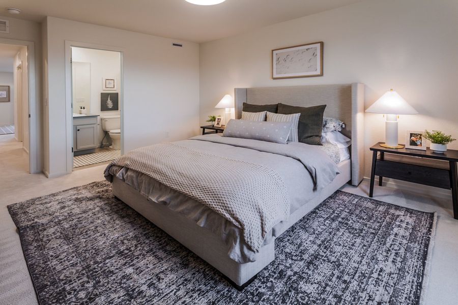 Representative furnished interior of a home built from the Oakley by Hartford Homes in Bloom, Fort Collins (Image 44).