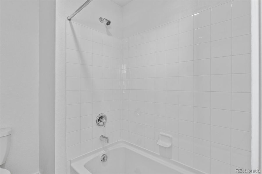 Close-up of interior finishes inside a home in Vantage, Berthoud (Image 20).