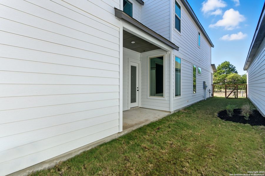 Exterior details and patio area of a home in The Crossvine – Garden Homes, Schertz (Image 23).