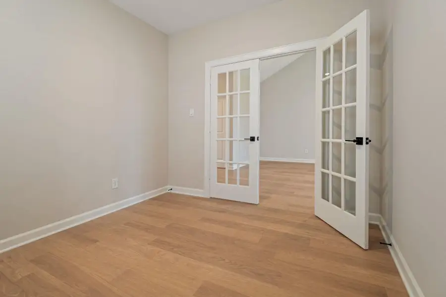 Spacious, unfurnished interior of a new home in Magnolia Woods, Magnolia (Image 20). Spacious, unfurnished interior of a new home in Magnolia Woods, Magnolia (Image 20).