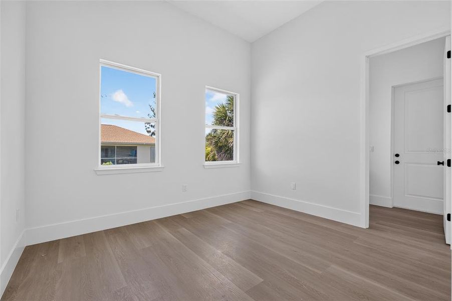 Spacious, unfurnished interior of a new home in , Port Charlotte (Image 55).