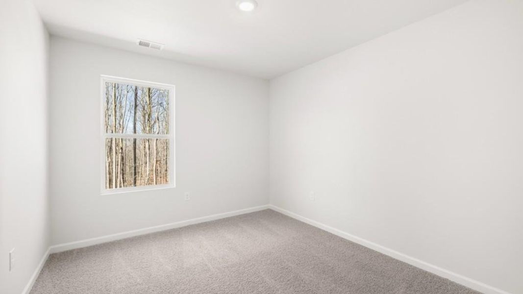 Spacious, unfurnished interior of a new home in Hughes Court, Dawsonville (Image 21).