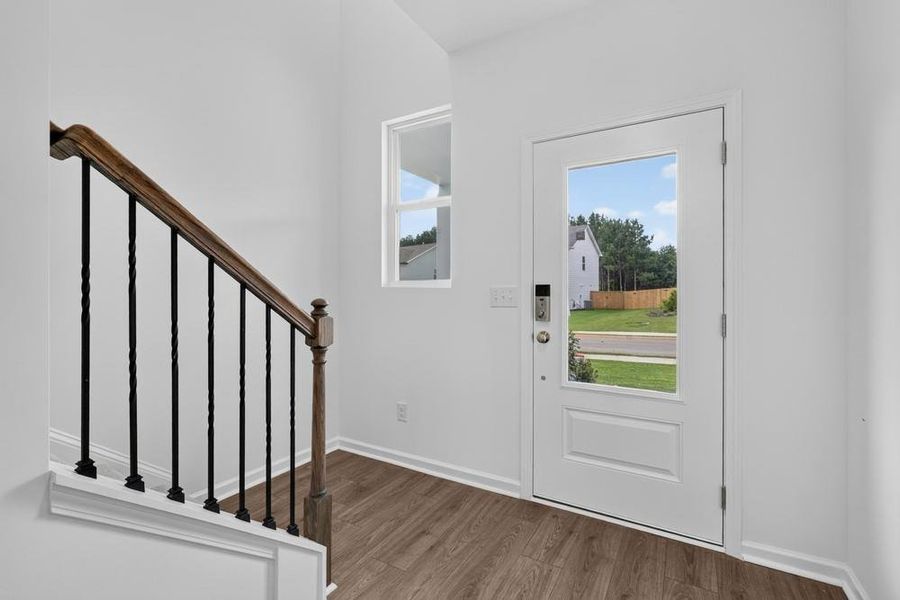Spacious, unfurnished interior of a new home in Heritage River, Euharlee (Image 18).