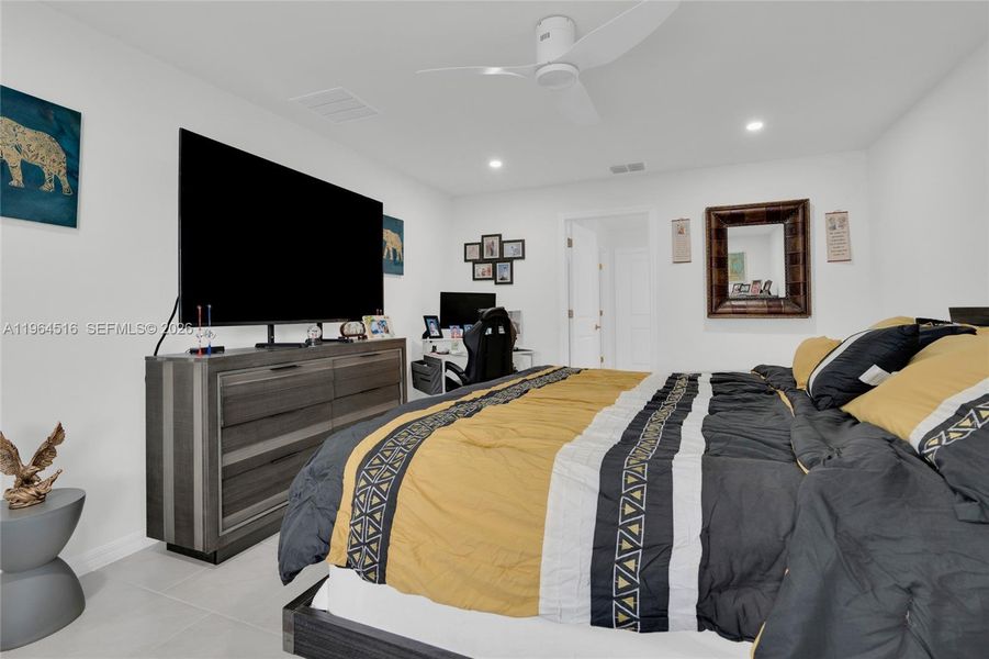 Furnished interior view inside a new home in , Lehigh Acres (Image 31).