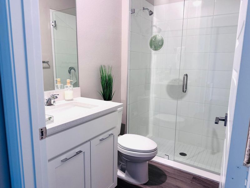 1ST BATHROOM