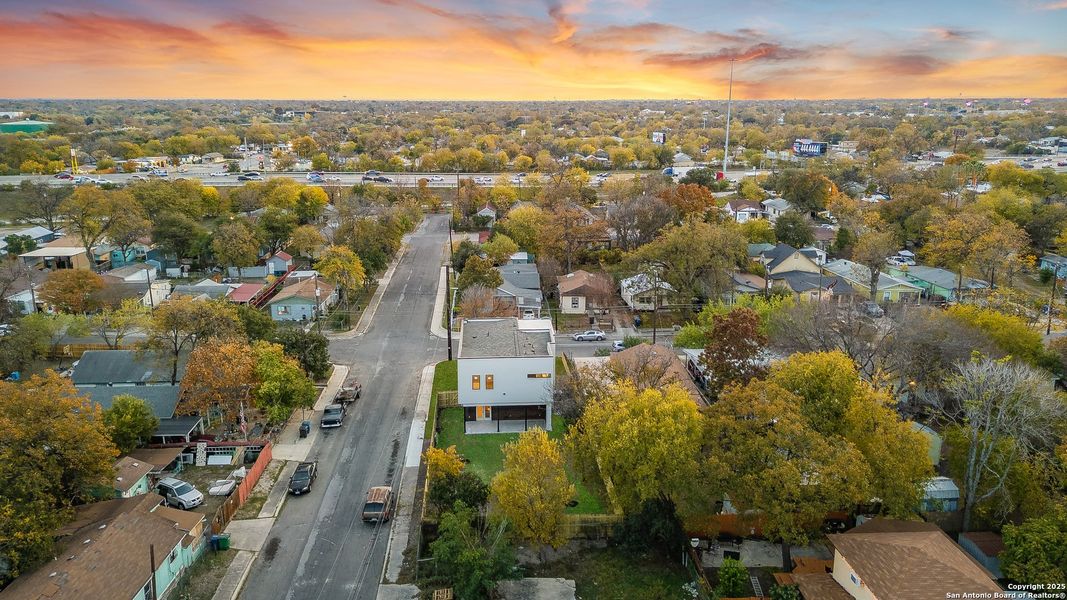 Image 43 of a home in . Image 43 of a home in .