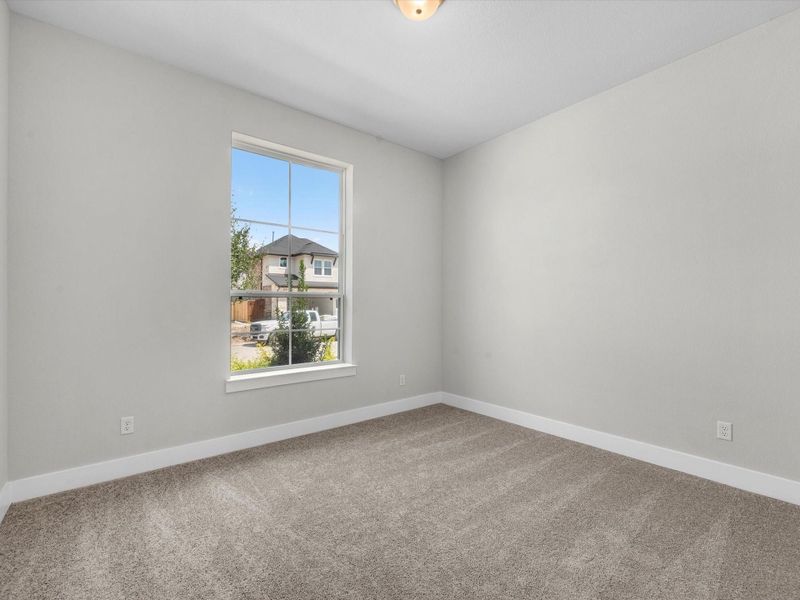 Spacious, unfurnished interior of a new home in Tompkins Reserve, Katy (Image 17).