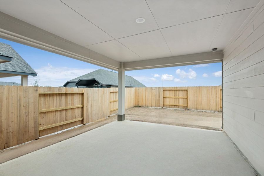 Huge covered patio!