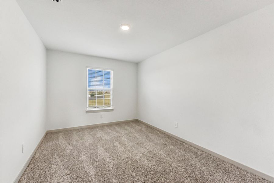 Spacious, unfurnished interior of a new home in , Missouri City (Image 20).