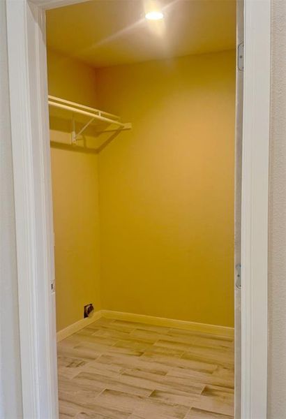 Spacious, unfurnished interior of a new home in , Greenville (Image 13).