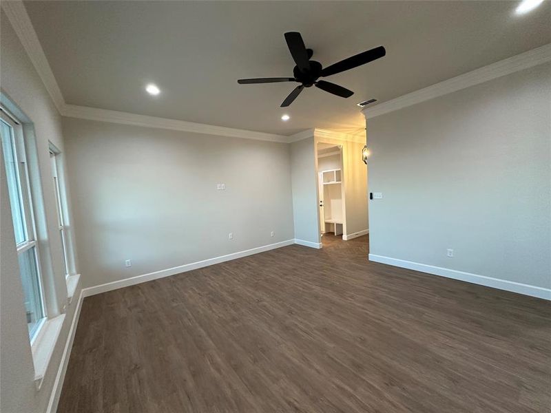 Spacious, unfurnished interior of a new home in , Abilene (Image 18).