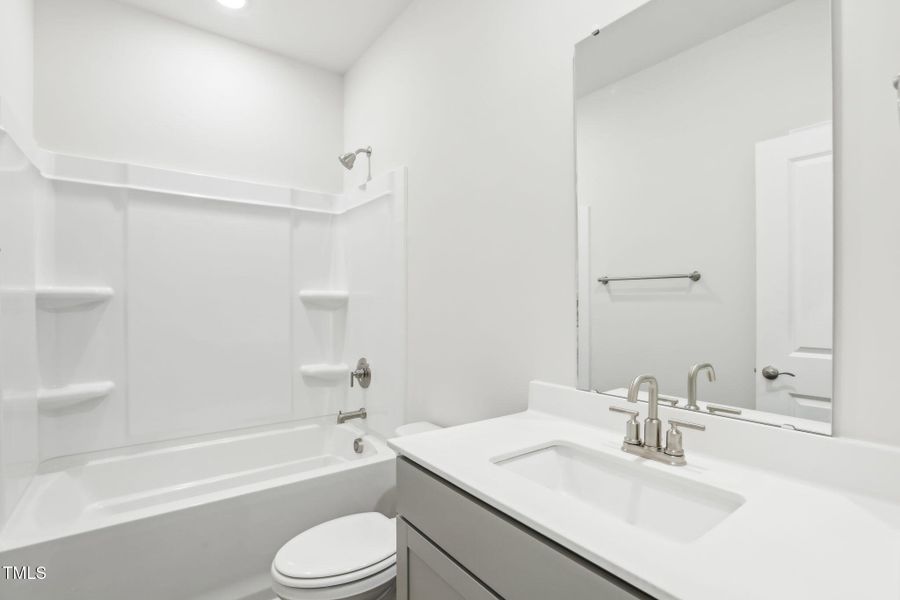 19-web-or-mls-Raleigh - River Glen - 253