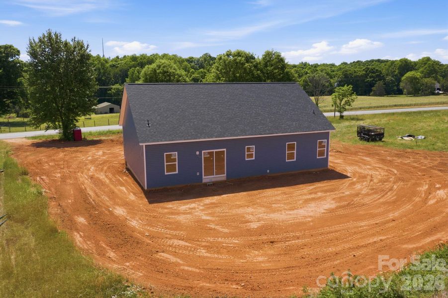 Exterior details and patio area of a home in , Olin (Image 4).