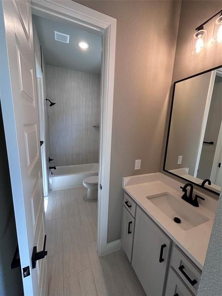 Furnished interior view inside a new home in , Poolville (Image 7).