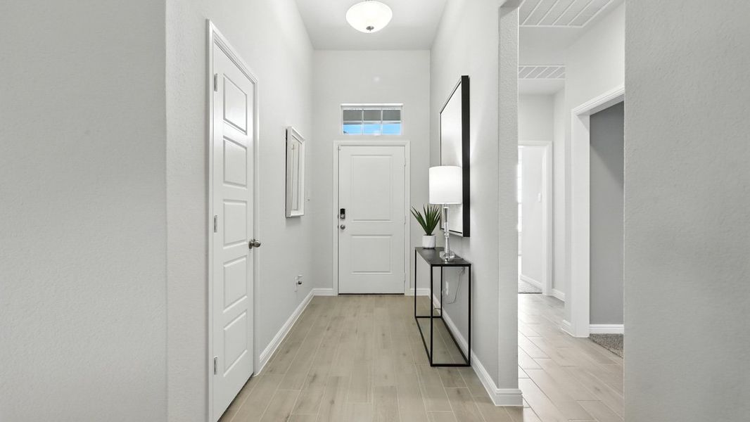 Image 38 representing the OXFORD by D.R. Horton in Vista Point, Grandview, TX. Image 38 representing the OXFORD by D.R. Horton in Vista Point, Grandview, TX.