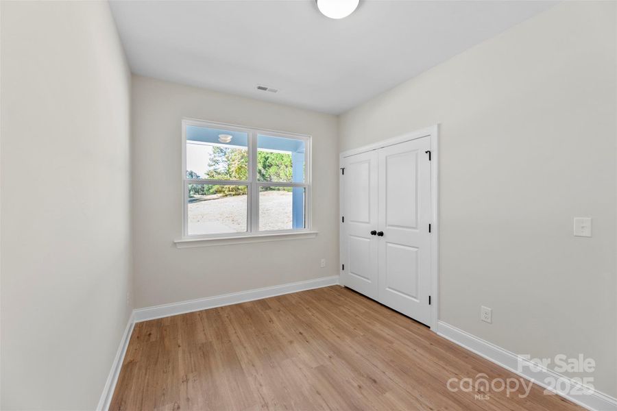Spacious, unfurnished interior of a new home in , Monroe (Image 39).