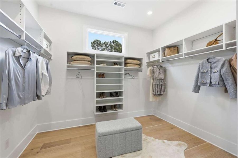 Furnished interior view inside a new home in , Gainesville (Image 47).