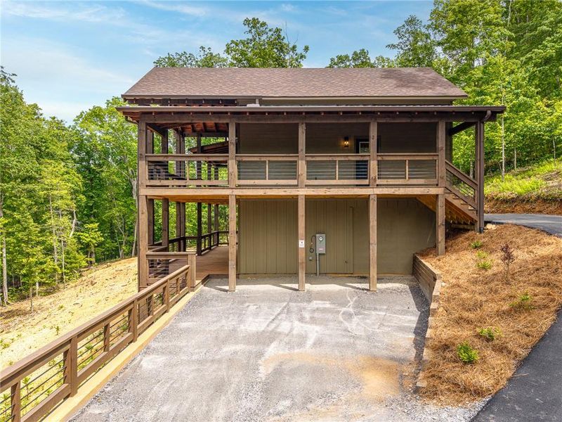 Exterior details and patio area of a home in , Blue Ridge (Image 31).