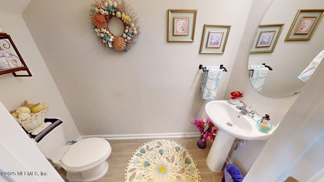 Furnished interior view inside a new home in , Jacksonville (Image 7).