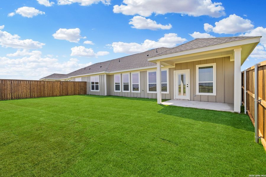 Exterior details and patio area of a home in Edgewood Estates, Midlothian (Image 3).