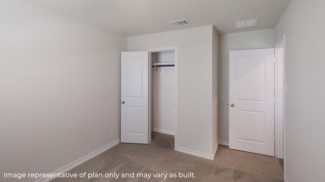 Spacious, unfurnished interior of a new home in Saratoga Crossing, Corpus Christi (Image 12).