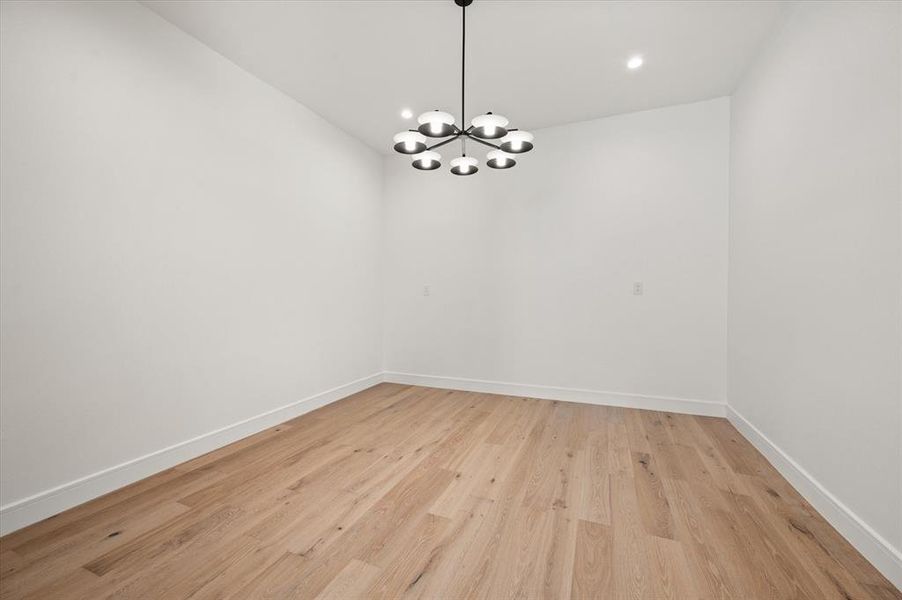 Primary closet subject to California Closet credit Primary closet subject to California Closet credit