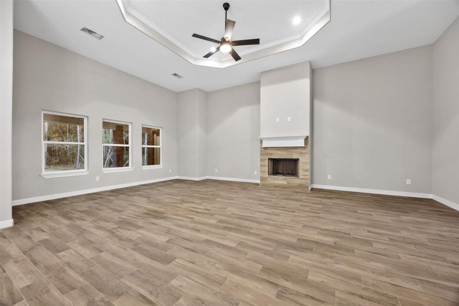 Spacious, unfurnished interior of a new home in , Huntsville (Image 35). Spacious, unfurnished interior of a new home in , Huntsville (Image 35).