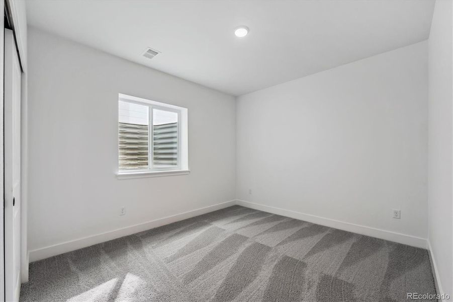 Spacious, unfurnished interior of a new home in Barefoot Lakes, Firestone (Image 23). Spacious, unfurnished interior of a new home in Barefoot Lakes, Firestone (Image 23).