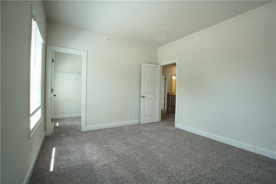 Spacious, unfurnished interior of a new home in , Marietta (Image 24).