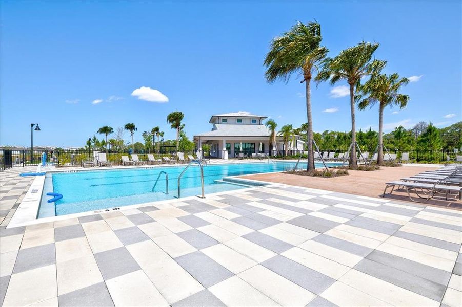 Community amenities in , Nokomis (Image 69).