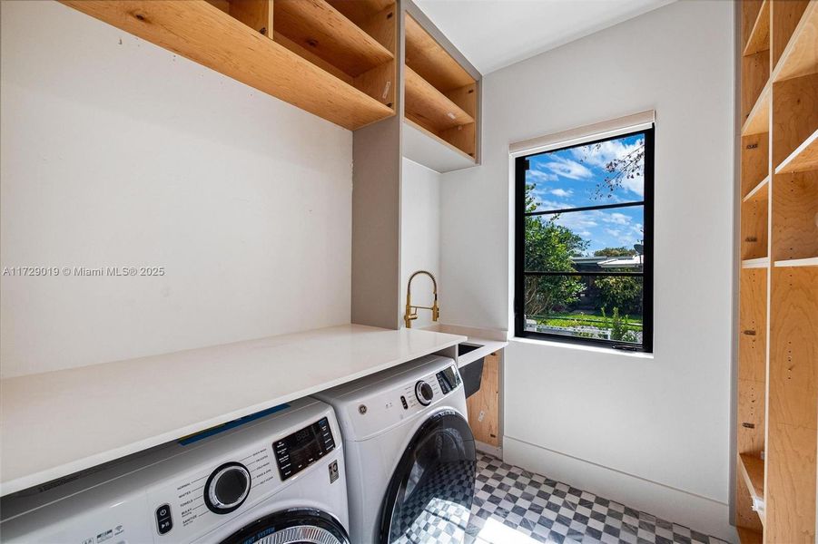 Furnished interior view inside a new home in , Pinecrest (Image 3).