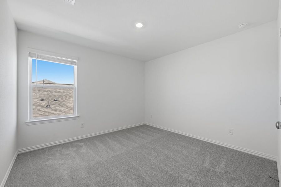 Spacious, unfurnished interior of a new home in Parks at Foster Crossing, Anna (Image 20). Spacious, unfurnished interior of a new home in Parks at Foster Crossing, Anna (Image 20).