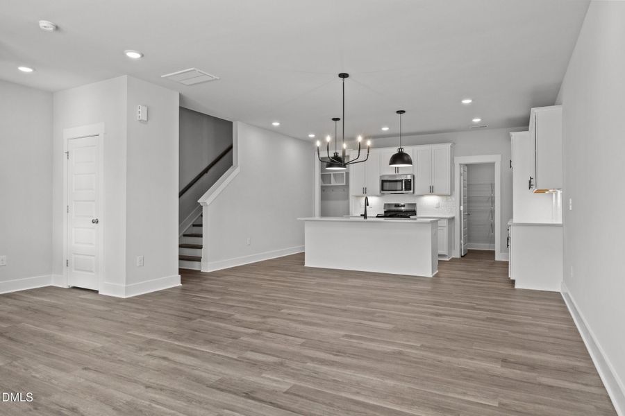 Kitchen - Yin & Yang Interior