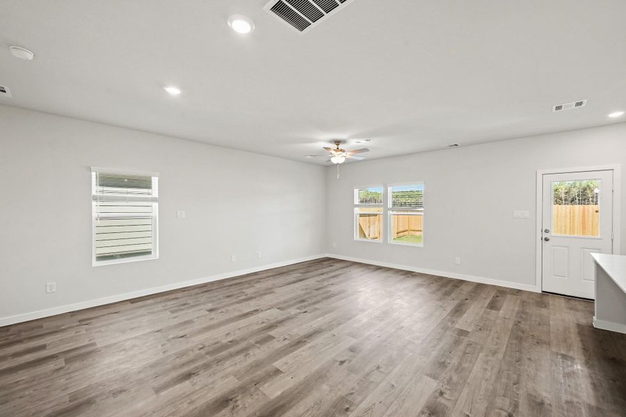 Spacious, unfurnished interior of a new home in Northpark South, Porter (Image 25). Spacious, unfurnished interior of a new home in Northpark South, Porter (Image 25).
