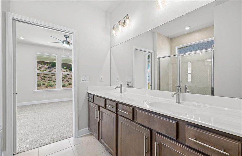 Furnished interior view inside a new home in Del Webb at Lake Oconee, Greensboro (Image 12).