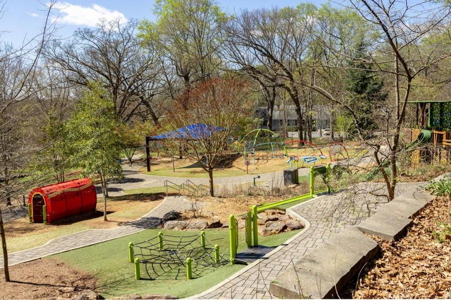 Community amenities in , Sandy Springs (Image 60).