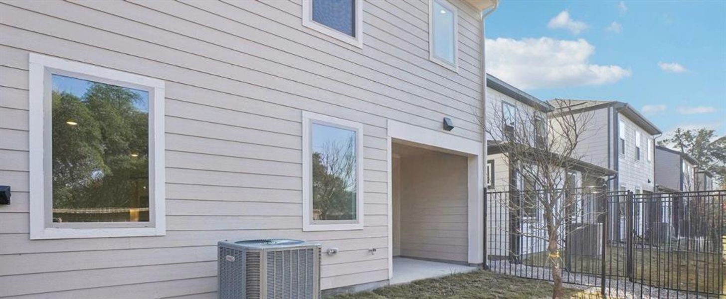 Rear Exterior Design Rear Exterior Design