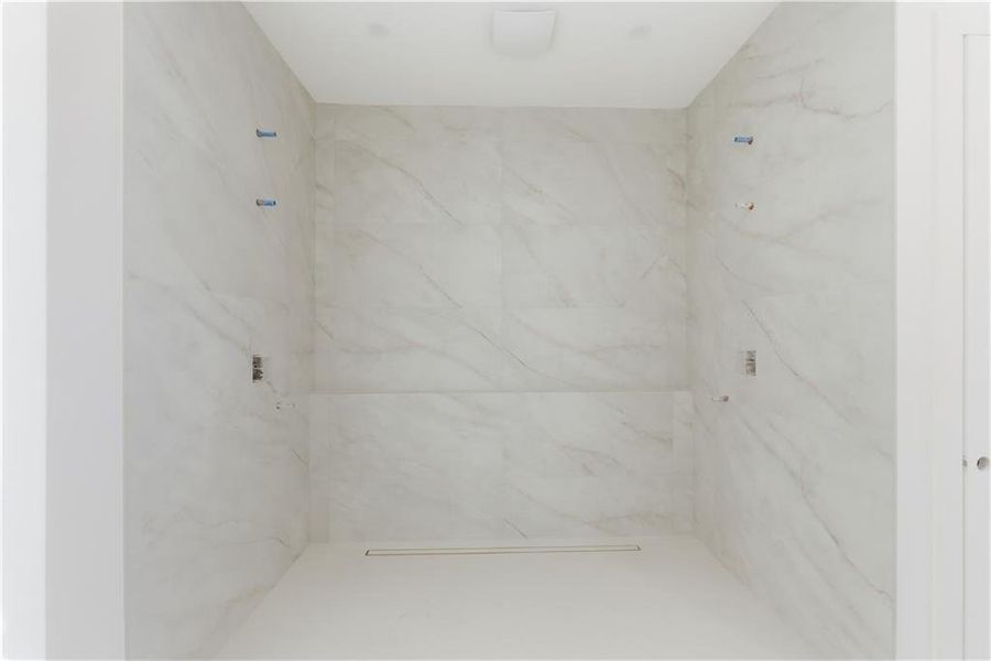 Image 38 of a home in .