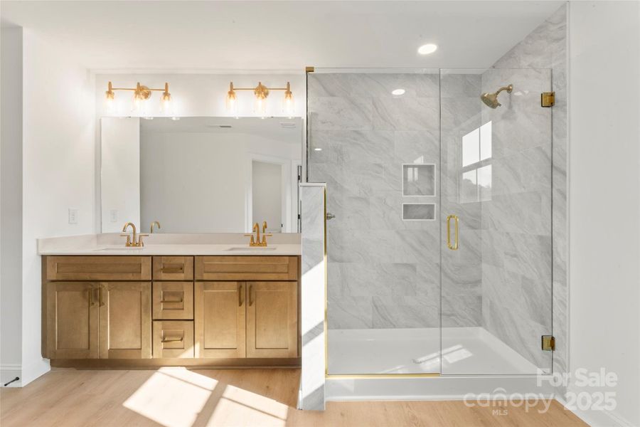 Furnished interior view inside a new home in , Harrisburg (Image 6).