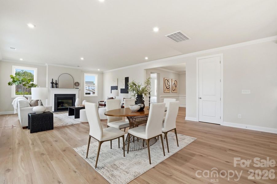 Digital Image Similar