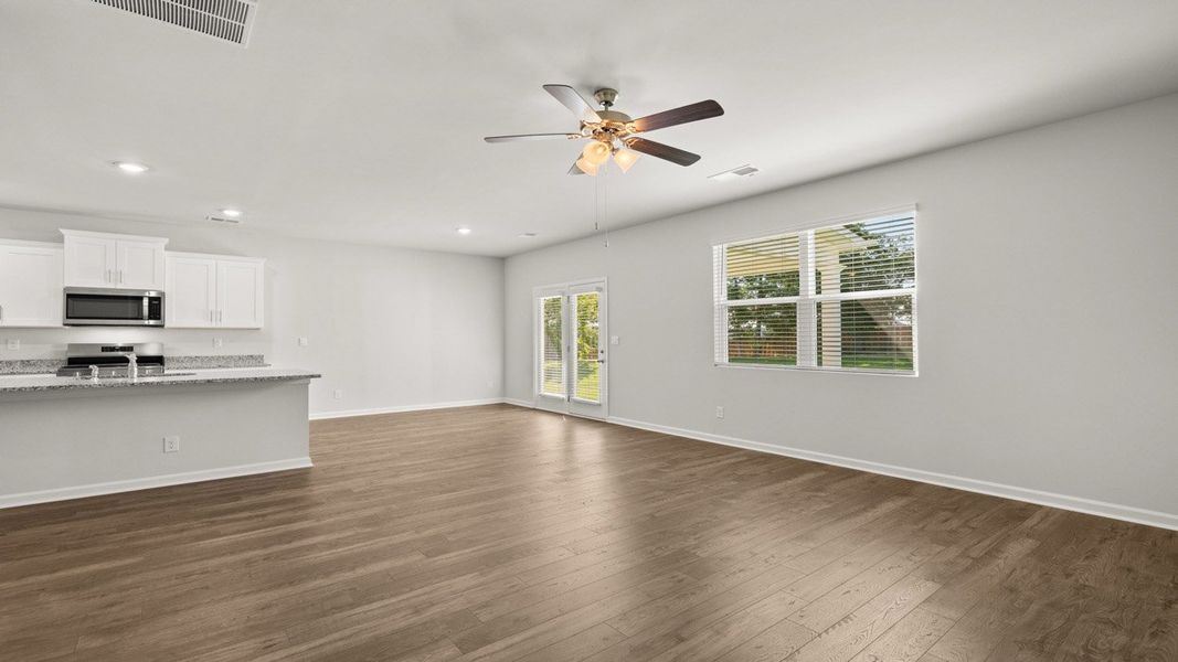 Spacious, unfurnished interior of a new home in Estates at Deer Hollow, Grovetown (Image 15). Spacious, unfurnished interior of a new home in Estates at Deer Hollow, Grovetown (Image 15).