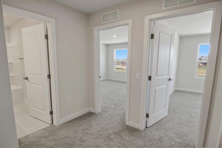 Spacious, unfurnished interior of a new home in Beech Glen, Anderson (Image 19). Spacious, unfurnished interior of a new home in Beech Glen, Anderson (Image 19).