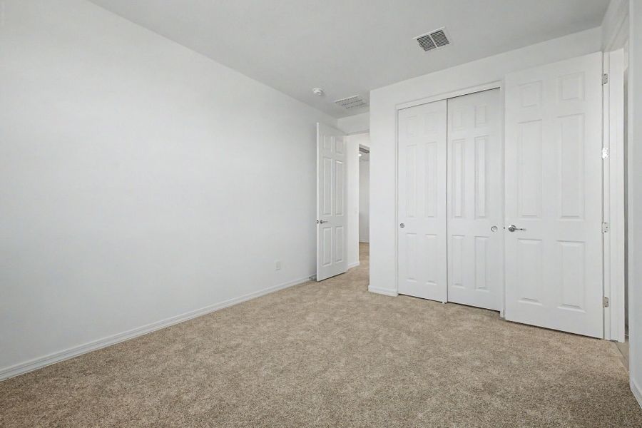 Spacious, unfurnished interior of a new home in Empire Pointe, Queen Creek (Image 16). Spacious, unfurnished interior of a new home in Empire Pointe, Queen Creek (Image 16).