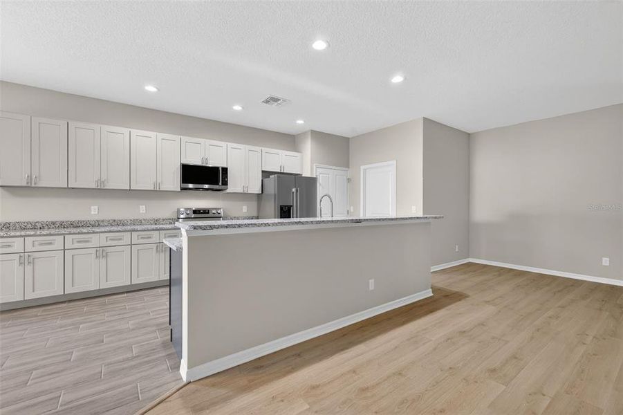 Furnished interior view inside a new home in , Umatilla (Image 8).