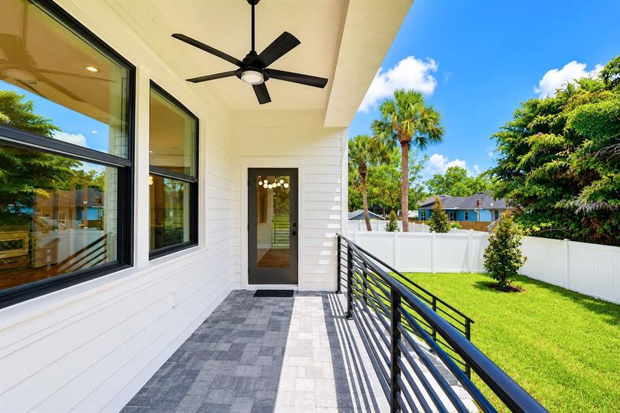Exterior details and patio area of a home in , Tampa (Image 3).