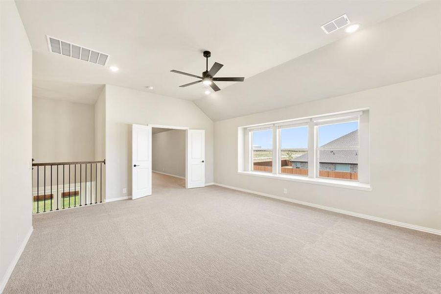 Spacious, unfurnished interior of a new home in Timberbrook 3B-4A, Justin (Image 19).