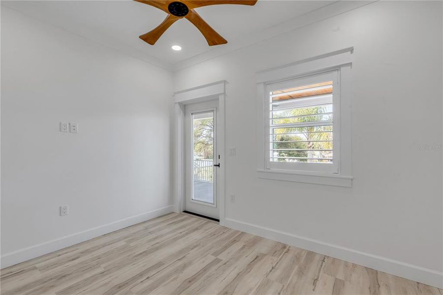 Spacious, unfurnished interior of a new home in , New Smyrna Beach (Image 91).